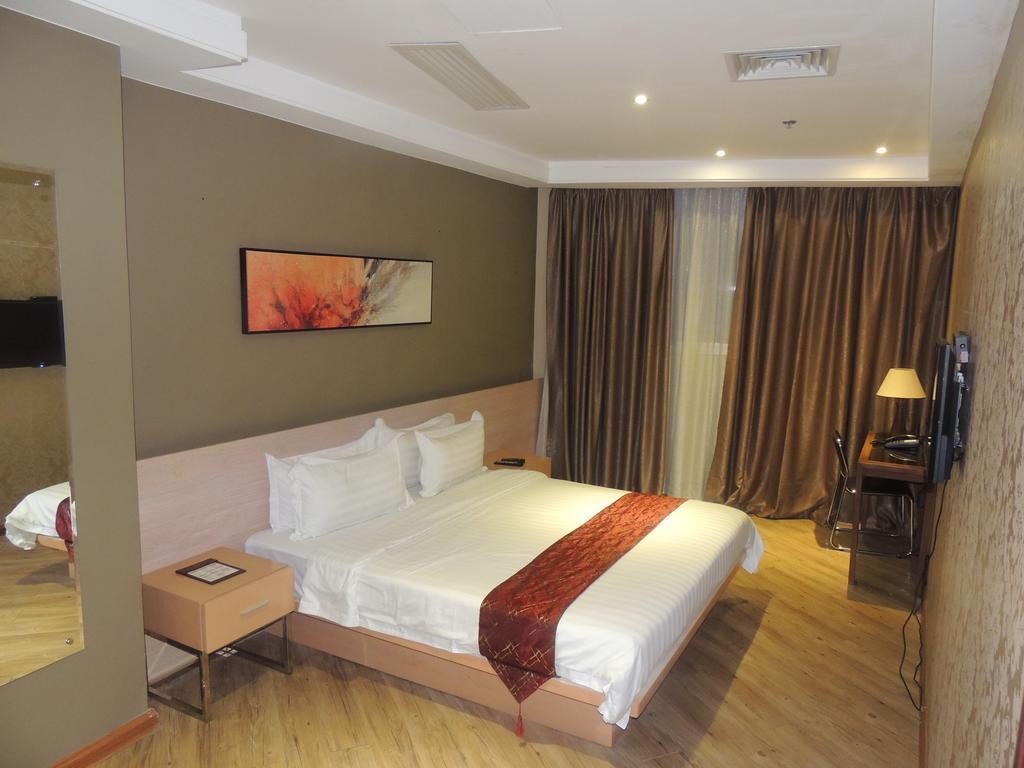 Dela Chambre Hotel Manila Exterior photo